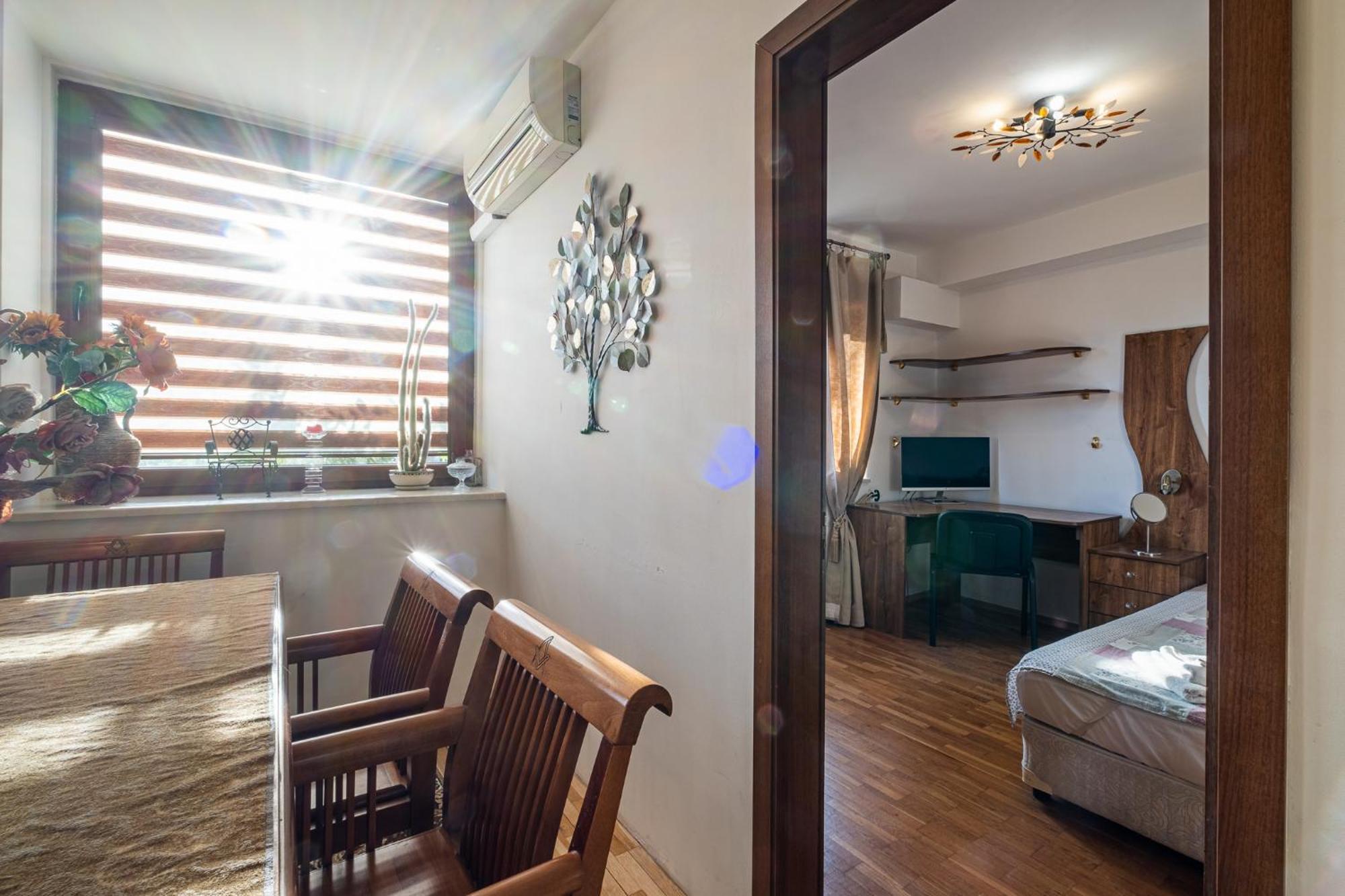 Roman Thermae 2Bdrm Sunny Apartment 瓦爾納 外观 照片